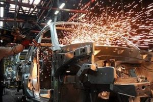 Sanayi &uuml;retimi 1,5 yılın en d&uuml;ş&uuml;ğ&uuml;nde