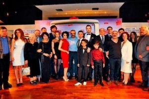 &Ccedil;ok film bir aileyiz...