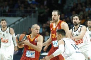 G.Saray Real Madrid'e direnemedi