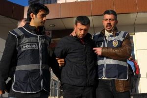3 yaşındaki kızı taciz edip yaraladı!