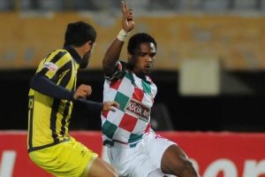Karşıyaka Ofoedu'ya kapılarını kapattı