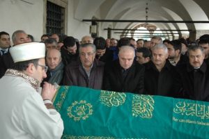Binali Yıldırım'ın acı g&uuml;n&uuml;