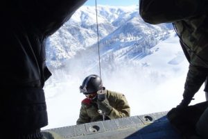 Helikopterli kurtarma operasyonu