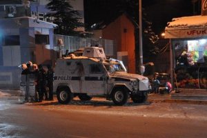 Tunceli'de polis karakoluna saldırı