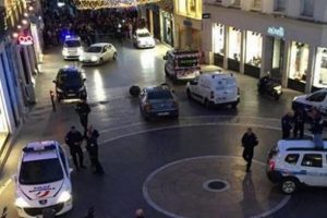 Fransa'da bu kez kuyumcu rehin alındı!
