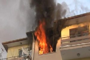 Alevlerin arasında kalan Suriyeli aile kurtarıldı
