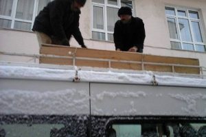 Cenazeye kar engeli