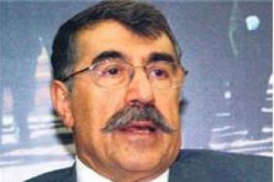 Dink i&ccedil;in m&uuml;d&uuml;r&uuml; fır&ccedil;aladı
