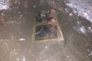 G&ouml;t&uuml;remedikleri kasayı kuma g&ouml;md&uuml;ler