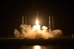 "Falcon 9" roketi başarıyla fırlatıldı