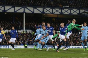 Manchester City Everton'a takıldı!