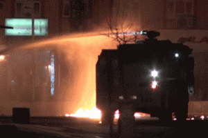 Cizre'de olaylı gece: 1 yaralı