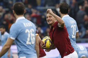 Roma puanı Totti'ye bor&ccedil;lu