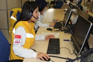 Hamile kadına telefonla doğum yaptırdı