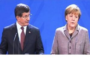 Davutoğlu ve Merkel'den ortak a&ccedil;ıklama