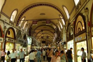 Belediye Kapalı&ccedil;arşı'da y&ouml;netime el koydu!