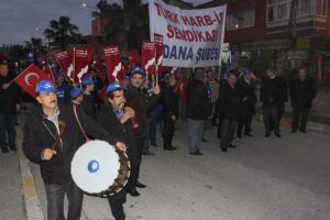 İncirlik &Uuml;ss&uuml;'nde davullu zurnalı eylem
