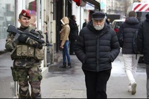 Tokalaşmayan M&uuml;sl&uuml;man yandı