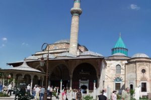 Mevlana M&uuml;zesi'nde ziyaret&ccedil;i rekoru