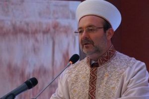 G&ouml;rmez: İbretle izledik