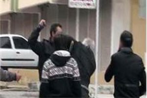 Sokak ortasında sopalı kavga!
