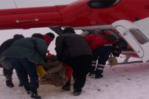 Helikopterli hasta kurtarma operasyonu