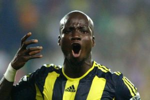 Stephan Appiah futbolu bıraktı!