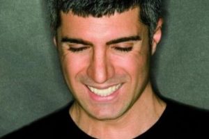 &Ouml;zcan Deniz: Beni bug&uuml;nlere getiren..