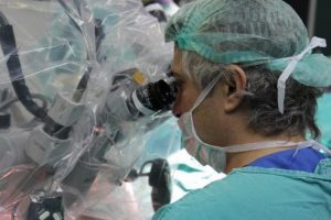 Plastik cerrahide robotlu operasyon