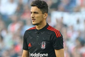Mustafa Pektemek antrenmanlara başladı