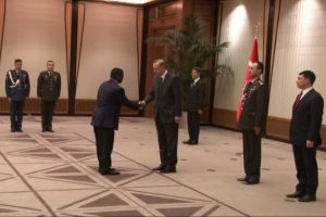 Burundi B&uuml;y&uuml;kel&ccedil;isi Saray'a &ccedil;ıktı