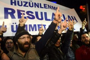 Karikat&uuml;rlerin yayımlanması protesto edildi