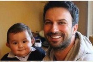 Şanslı bebek bakın kimin oğlu &ccedil;ıktı!
