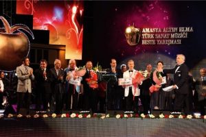 Altın Elma'da 11. heyecan