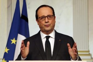 Hollande: M&uuml;sl&uuml;manlar fanatizmin en b&uuml;y&uuml;k...