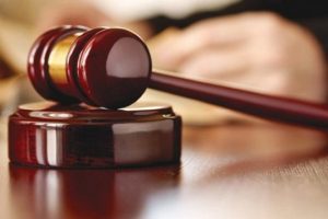 5 savcı g&ouml;revden uzaklaştırıldı