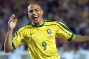 Ronaldo yeşil sahalara geri d&ouml;n&uuml;yor