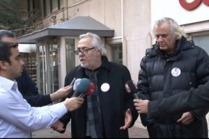 Onlar da karikat&uuml;rc&uuml; Cumhuriyet'in yanında