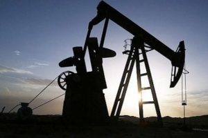 Petrol&uuml;n varili yeniden 50 doların &uuml;zerinde