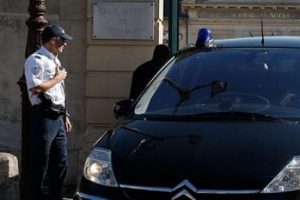Bel&ccedil;ika'da silahlı &ccedil;atışma: 2 &ouml;l&uuml;