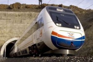 Y&uuml;ksek hızlı s&uuml;rpriz tren