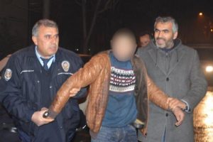 Polisten ka&ccedil;tı, 'su&ccedil;um yok' dedi