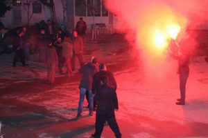"&Uuml;retici zeytini ucuza satıyor"