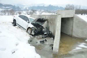 Bursa'da gizli buzlanma kazaya neden oldu