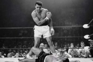 Muhammet Ali yeniden hastanede
