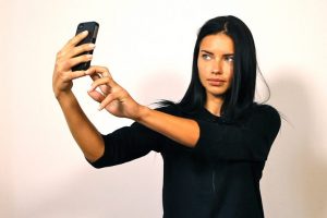 Selfie geldi kusurlar ortaya &ccedil;ıktı...