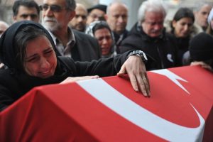Bursalı gen&ccedil; astsubay g&ouml;zyaşlarıyla uğurlandı