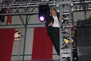B&uuml;lent Şerttaş ne yapıyor &ouml;yle ?