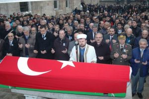 H&uuml;sn&uuml; Z&uuml;ber son yolculuğuna uğurlandı...