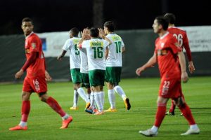 Timsah Dinamo B&uuml;kreş'i par&ccedil;aladı!
